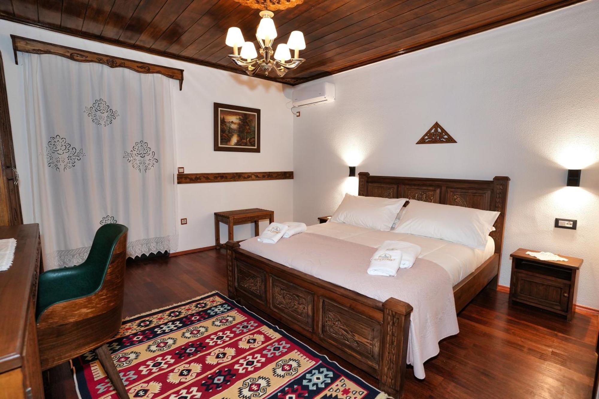 City Street Hotel Gjirokastër Zimmer foto